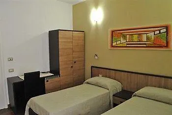 Lewisrooms Domo Cagliari Gasthof